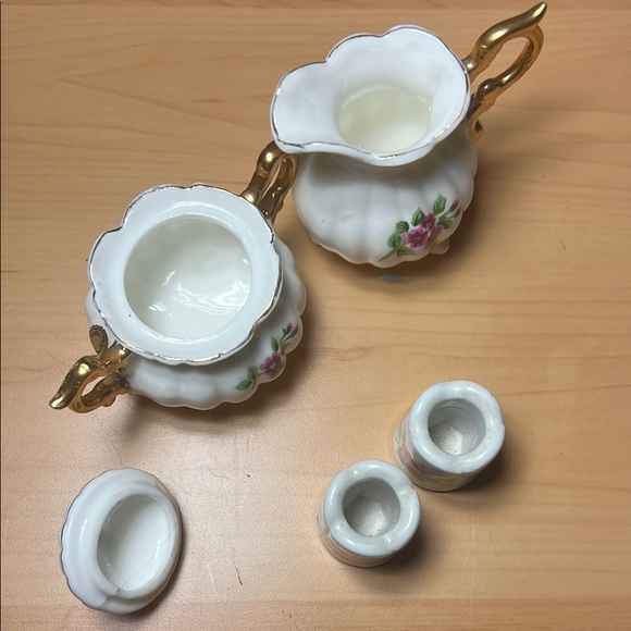 Vintage Mini Creamer and Sugar Bowl with Lid AND candle holders - Picture 11 of 12